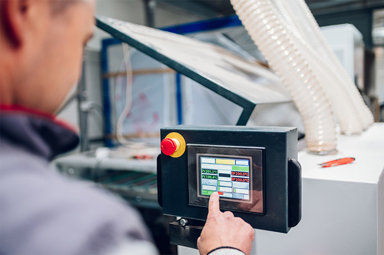 Selecting an industrial grade HMI display